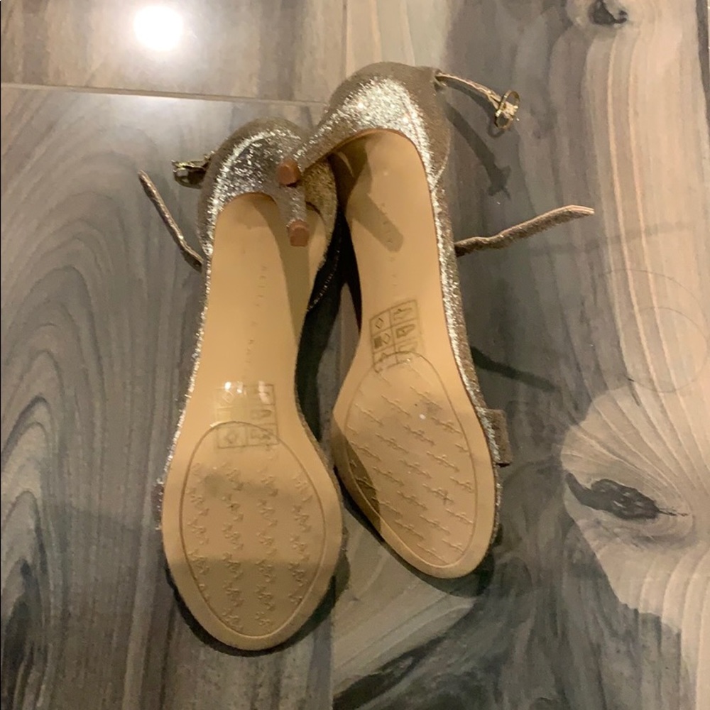Shoes - Picture 3 of 3